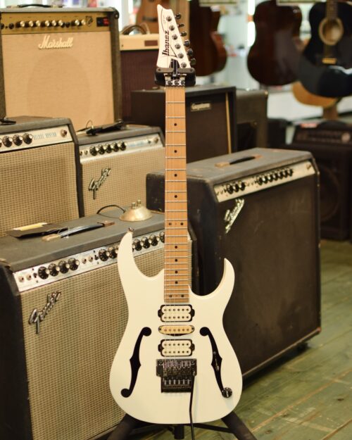 Ibanez PGM300 Paul Gilbert Model 入荷いたしました！ | マンガ倉庫