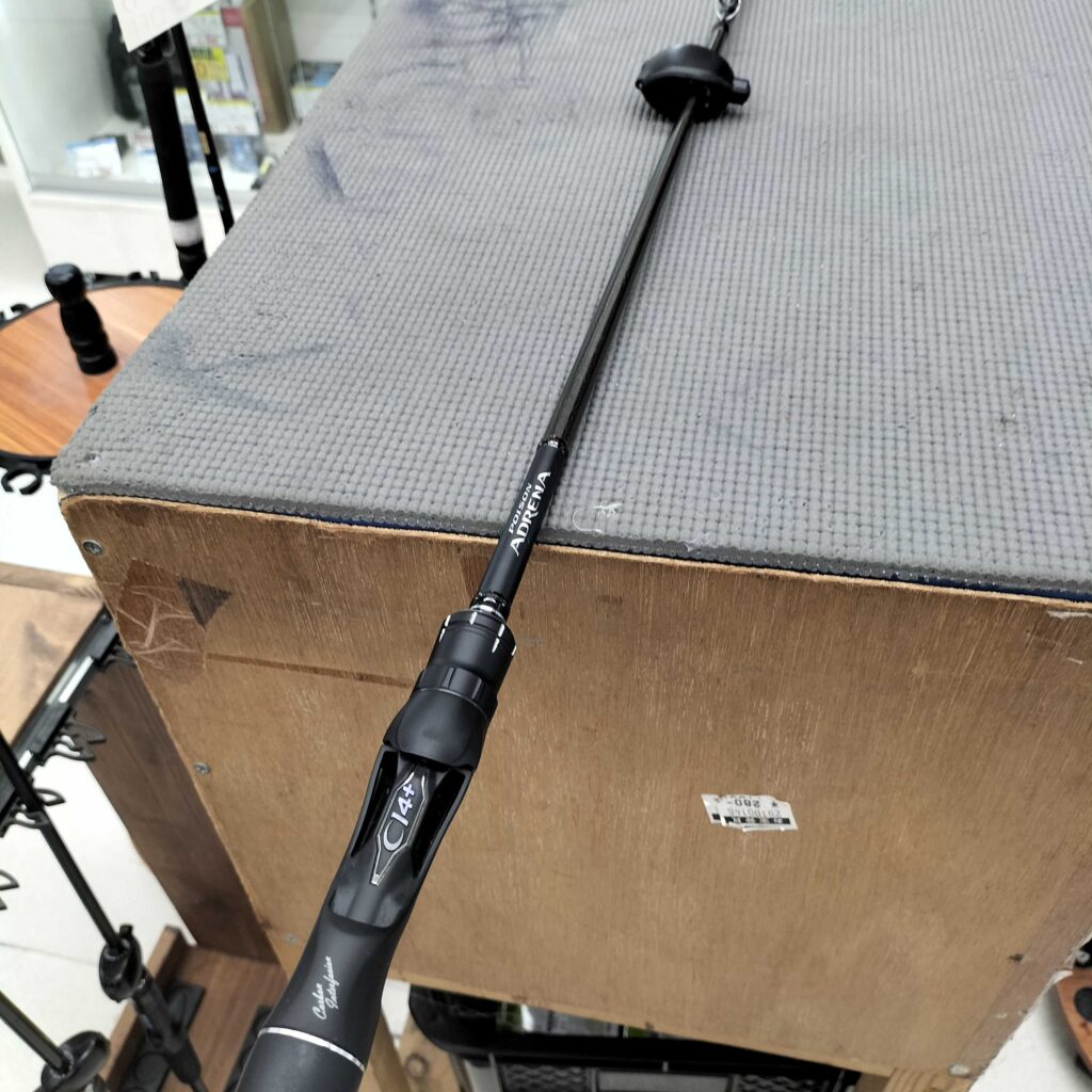 シマノのワンピースロッド、ポイズンアドレナ 1610Mが入荷致しました