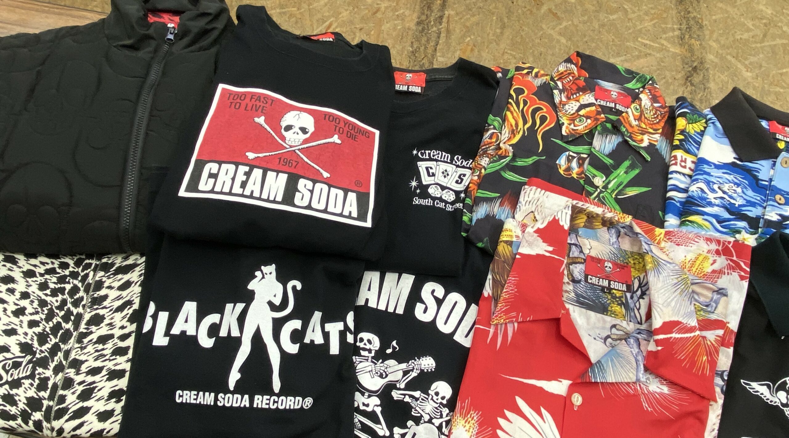 ロカビリーブランド Cream Soda トップス30点以上大量入荷 マンガ倉庫 那覇店