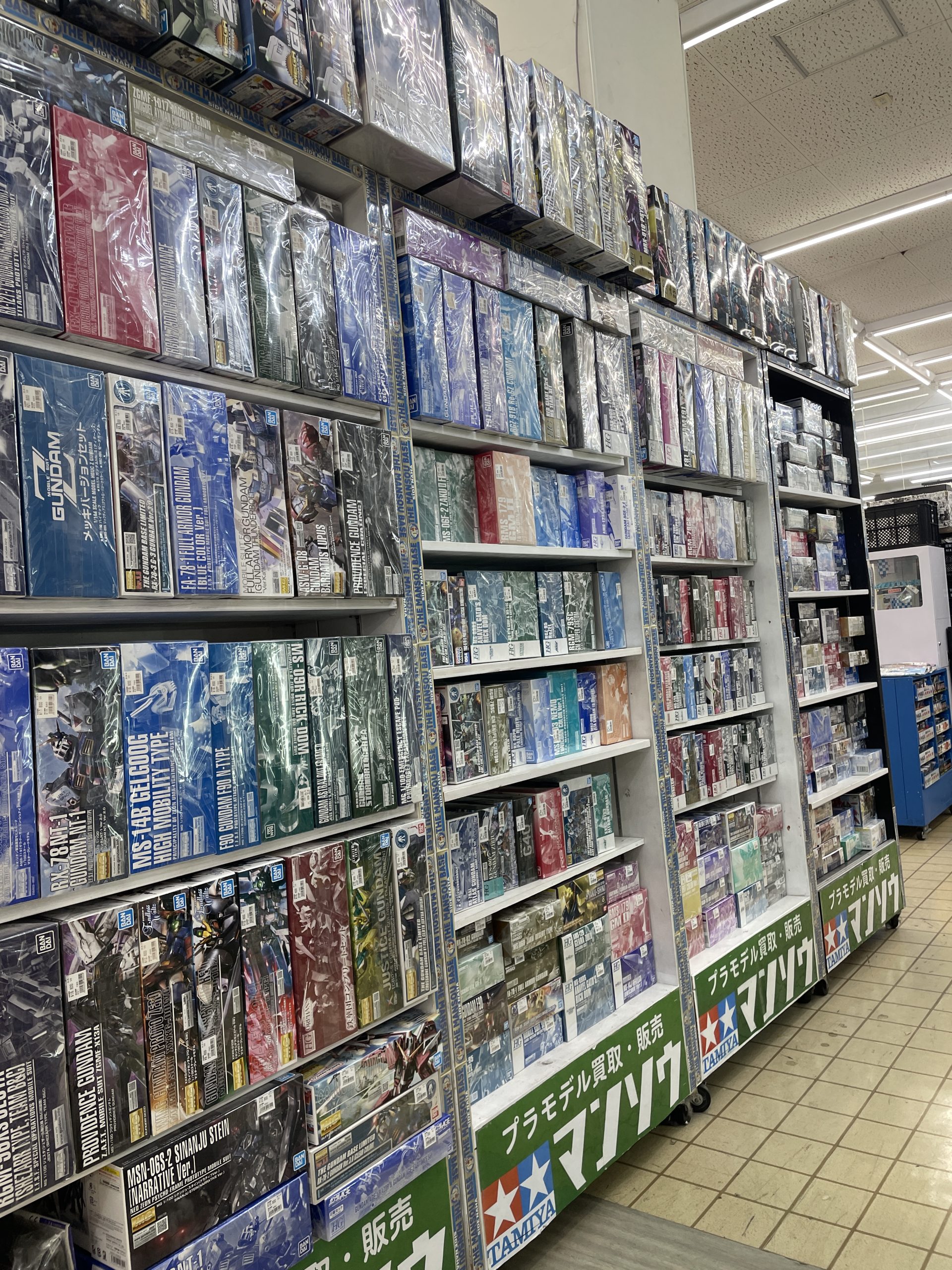 TOY】ガンプラ全品20％OFFセールだｯ!! | マンガ倉庫 那覇店