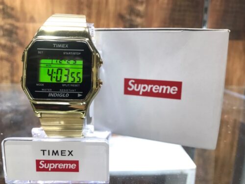 Supreme Timex コラボ １９FW １９AW デジタルウォッチ | マンガ倉庫 